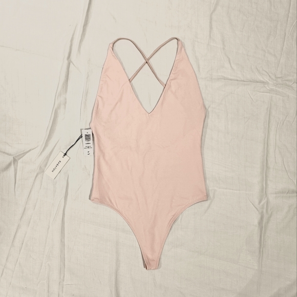 Aritzia Tops - Aritzia Babaton Cambria Contour Bodysuit